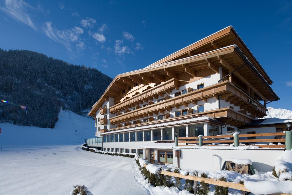 Hotel Bergland Пертизау Екстер'єр фото