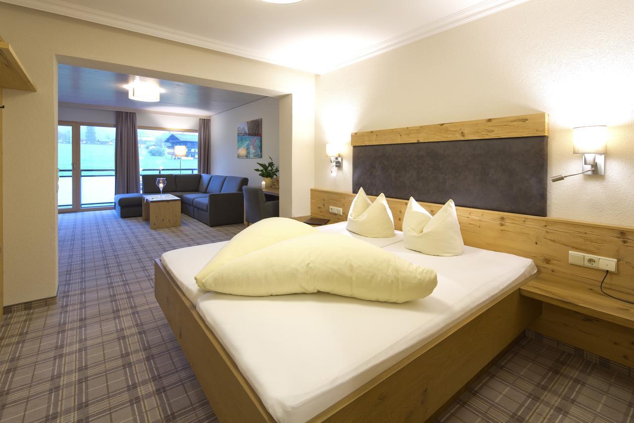 Hotel Bergland Пертизау Екстер'єр фото