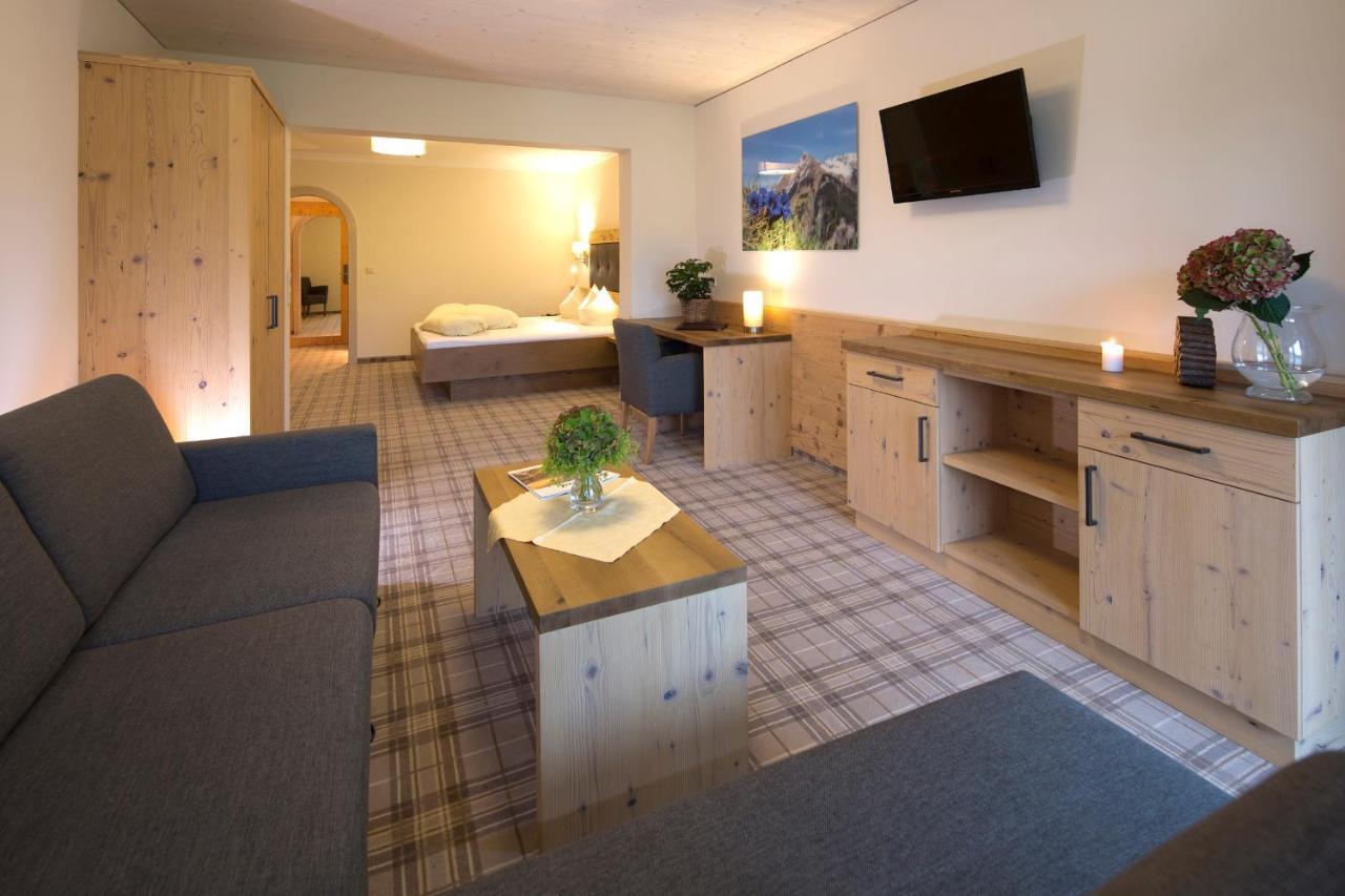 Hotel Bergland Пертизау Екстер'єр фото